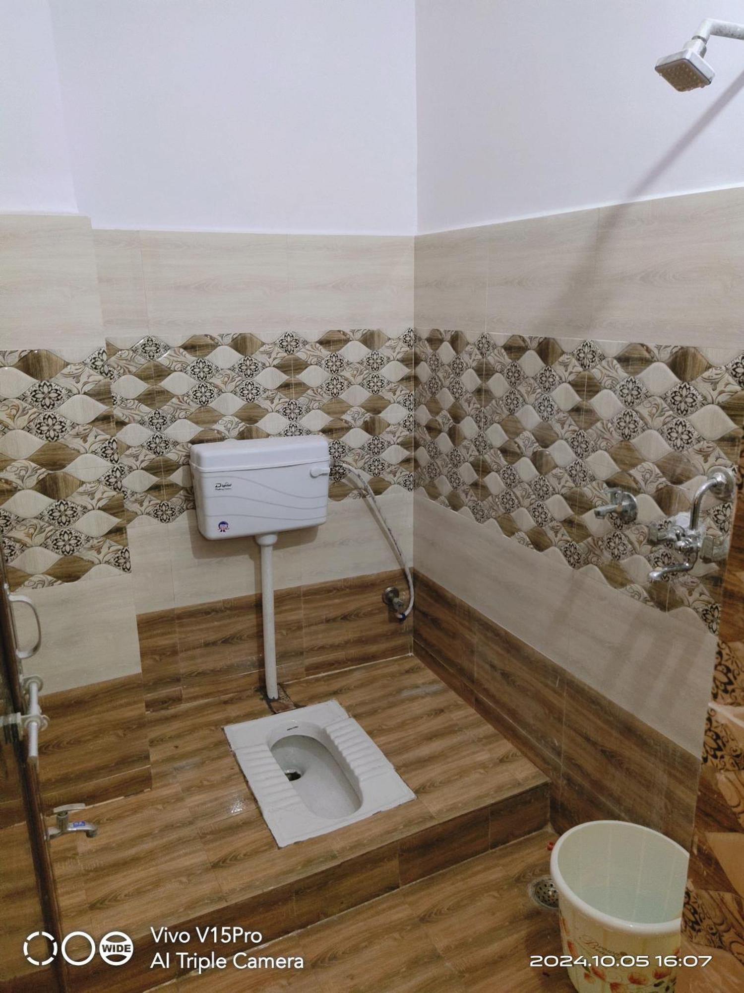 ורנאסי Incredible Banaras Inn מראה חיצוני תמונה