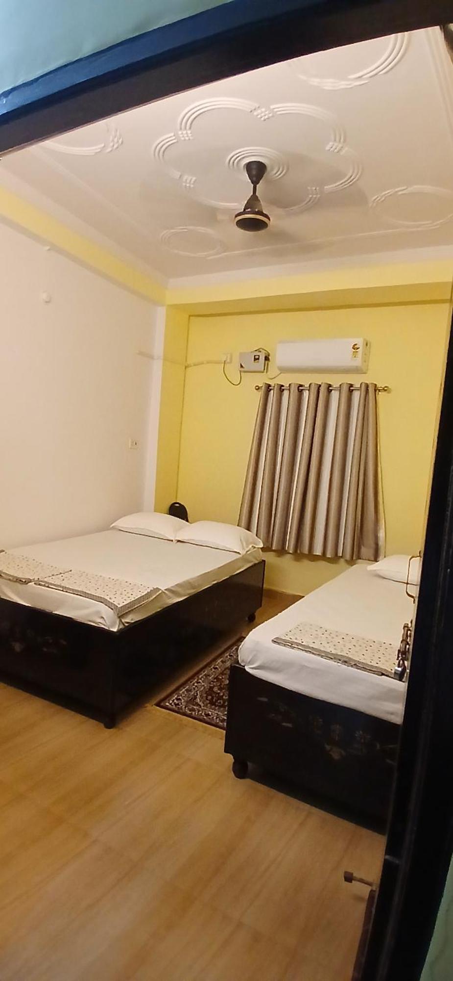 ורנאסי Incredible Banaras Inn חדר תמונה