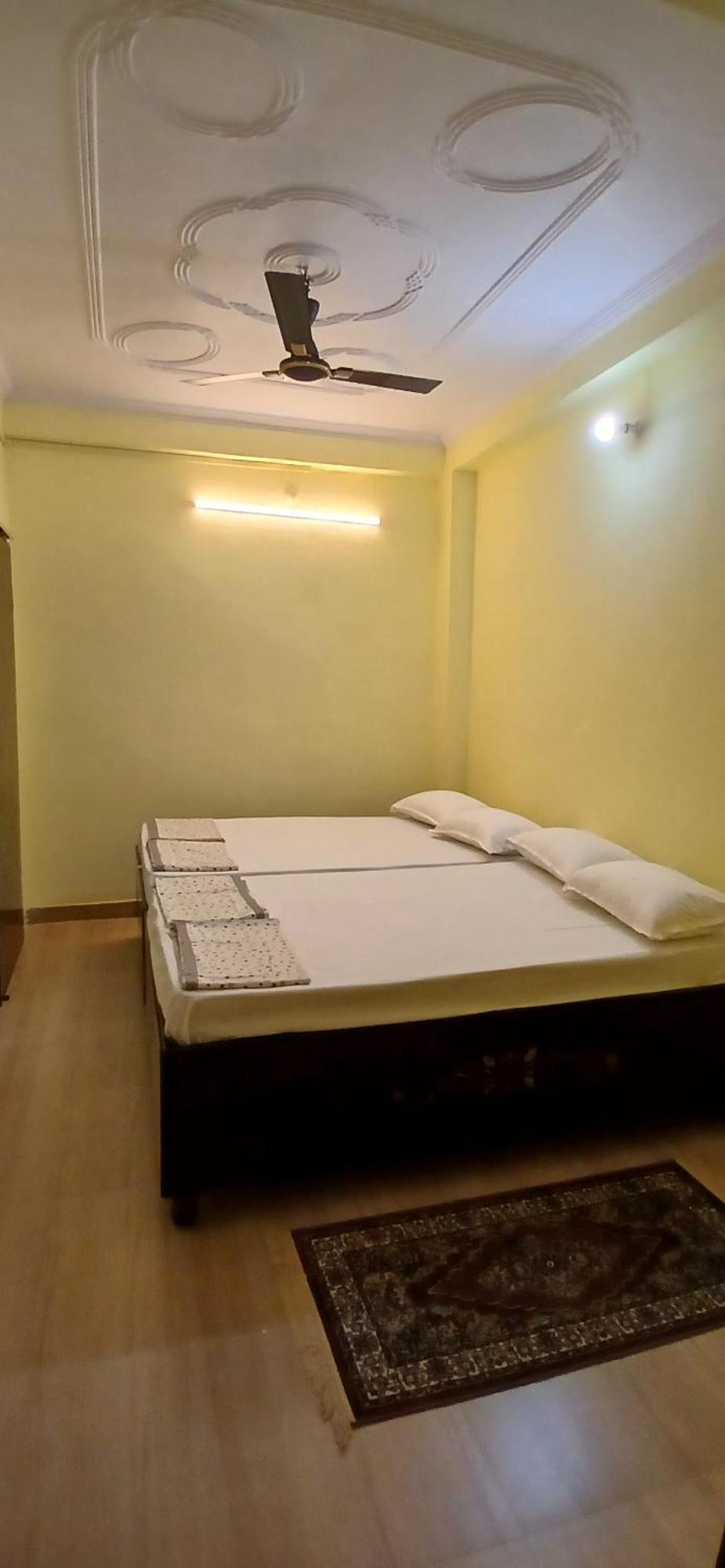 ורנאסי Incredible Banaras Inn חדר תמונה